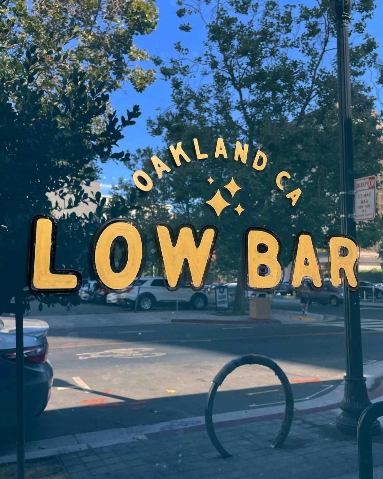 Low Bar detail