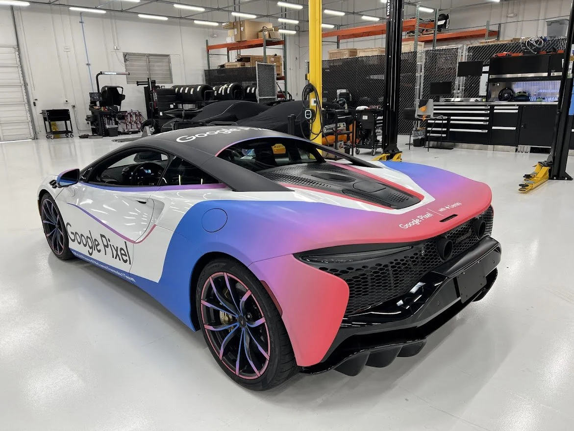 Livery, rear quarter