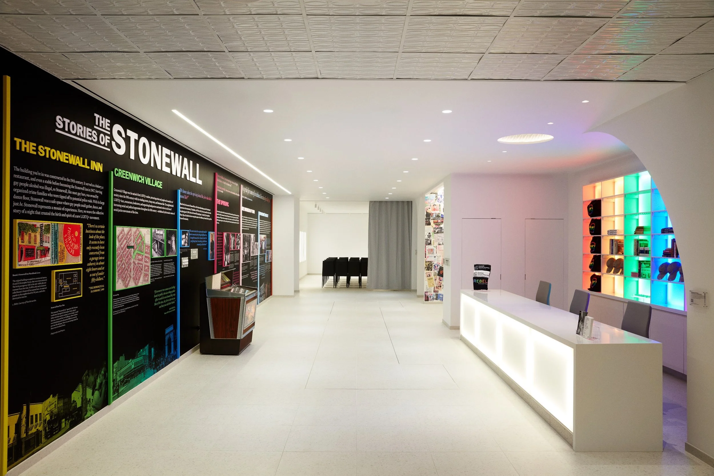 Installation branding
